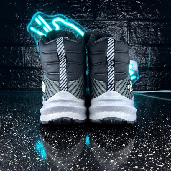 The North Face VECTIV Fastpack Mid Futurelight Waterproof Mens Hiking Boots - 12 main image 4